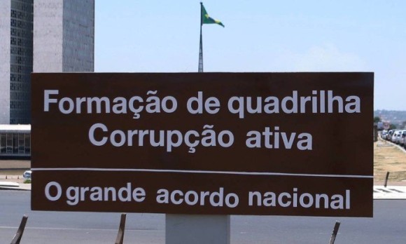 formação de quadrilha