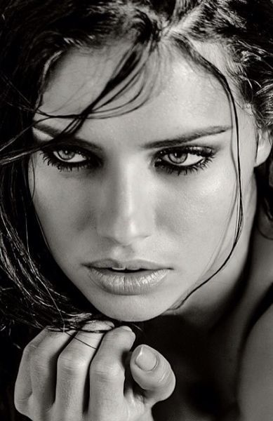 adriana lima.jpg12